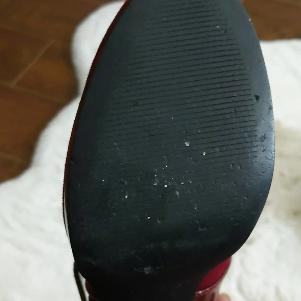 Style & Co| Vintage Burgundy suede high heel pump - Picture 6 of 14